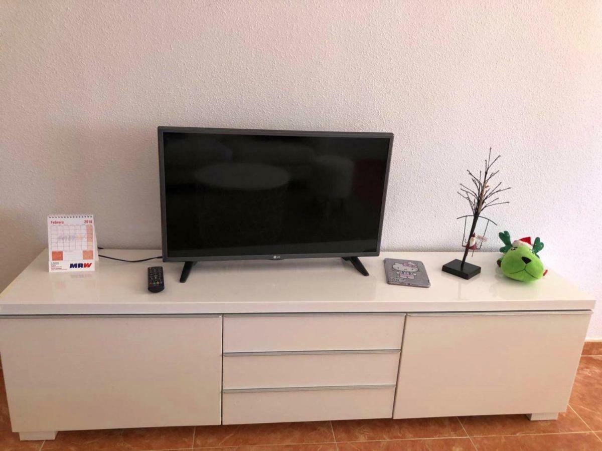 Apartamento Con Terraza 50M2，500M A La Playa Daire Arenales del Sol Dış mekan fotoğraf